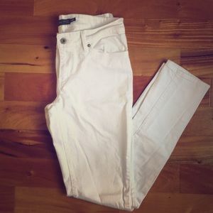 Levi’s Demi Curve Modern Rise White Skinny Jeans